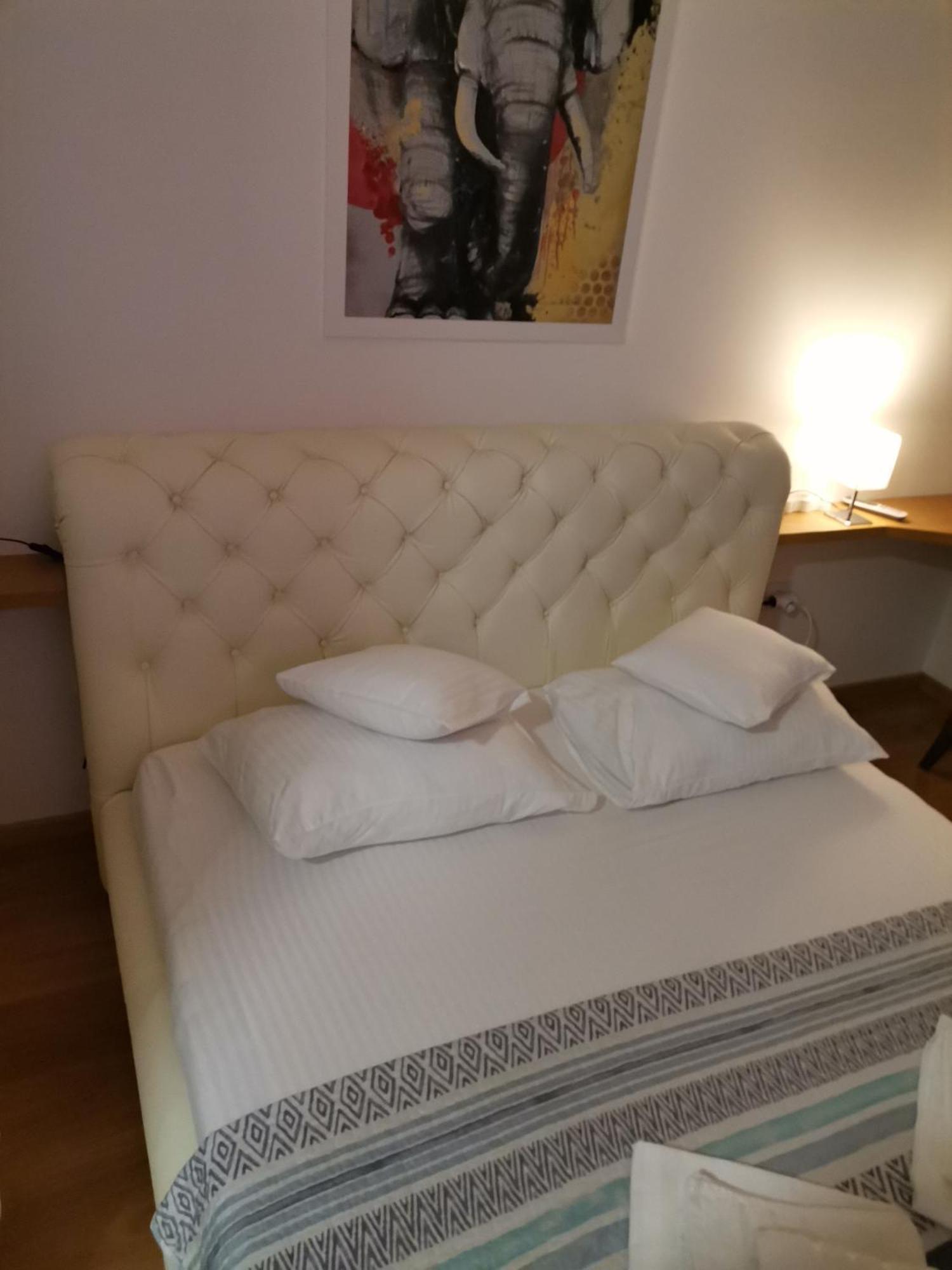 Pupin Palata Business Apartman B5 Novi Sad Zimmer foto
