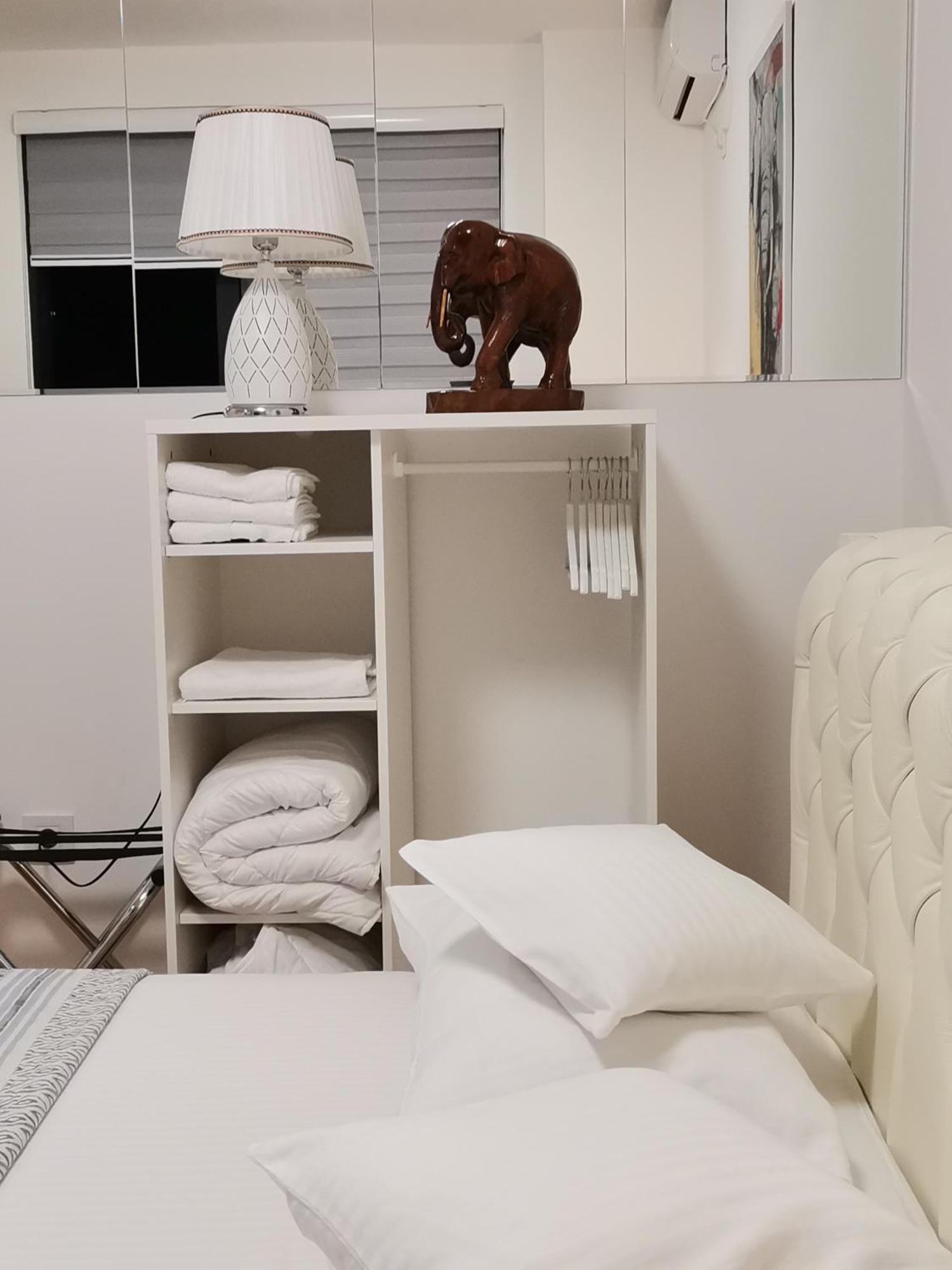 Pupin Palata Business Apartman B5 Novi Sad Zimmer foto