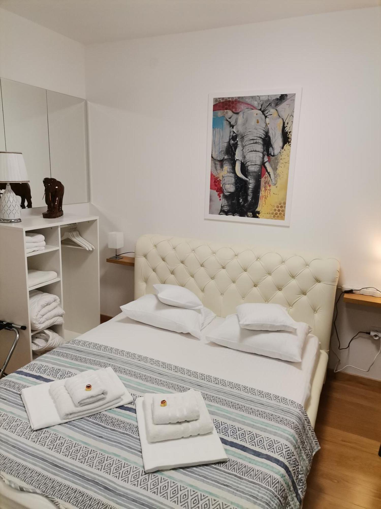 Pupin Palata Business Apartman B5 Novi Sad Zimmer foto