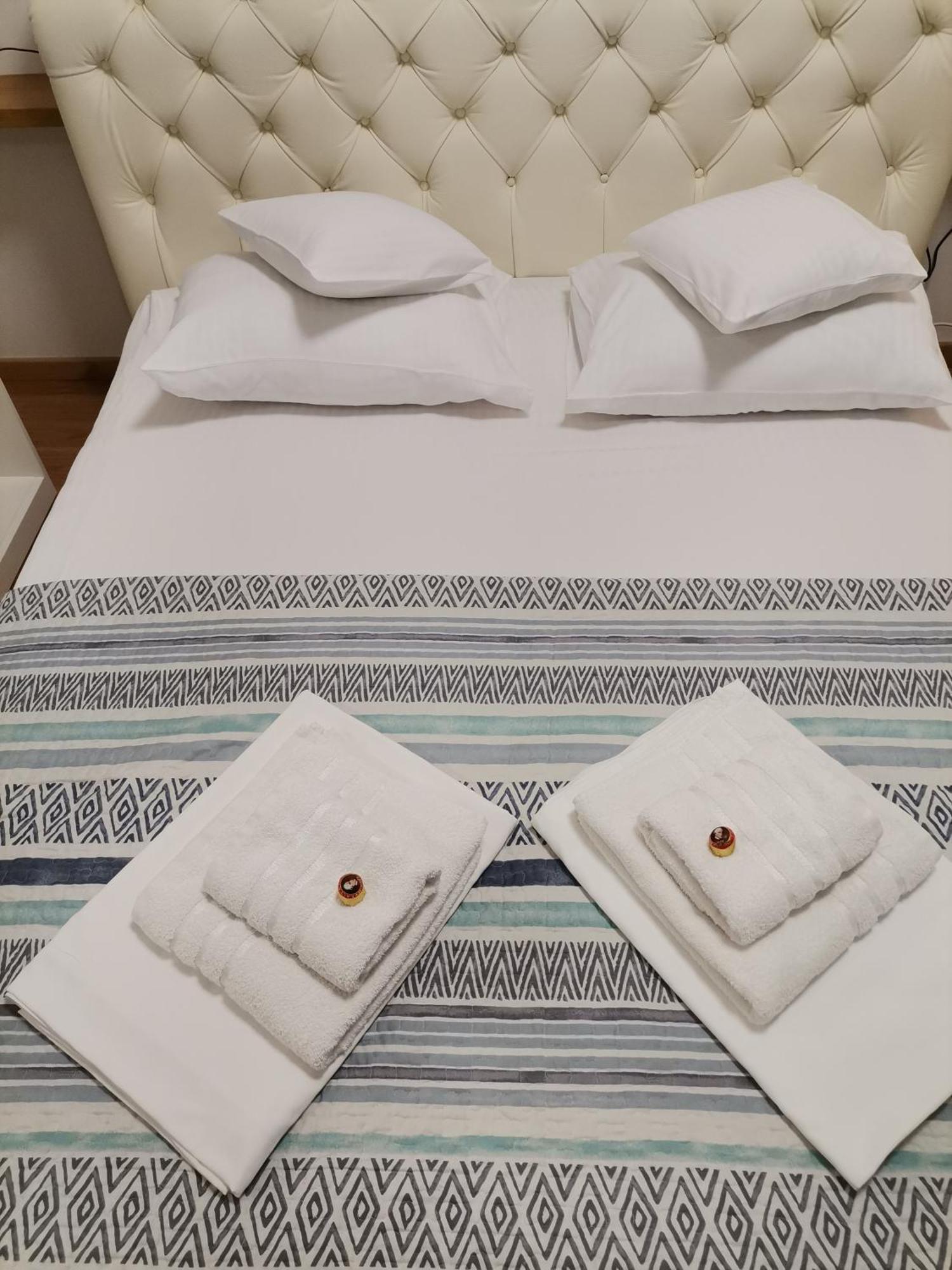 Pupin Palata Business Apartman B5 Novi Sad Zimmer foto