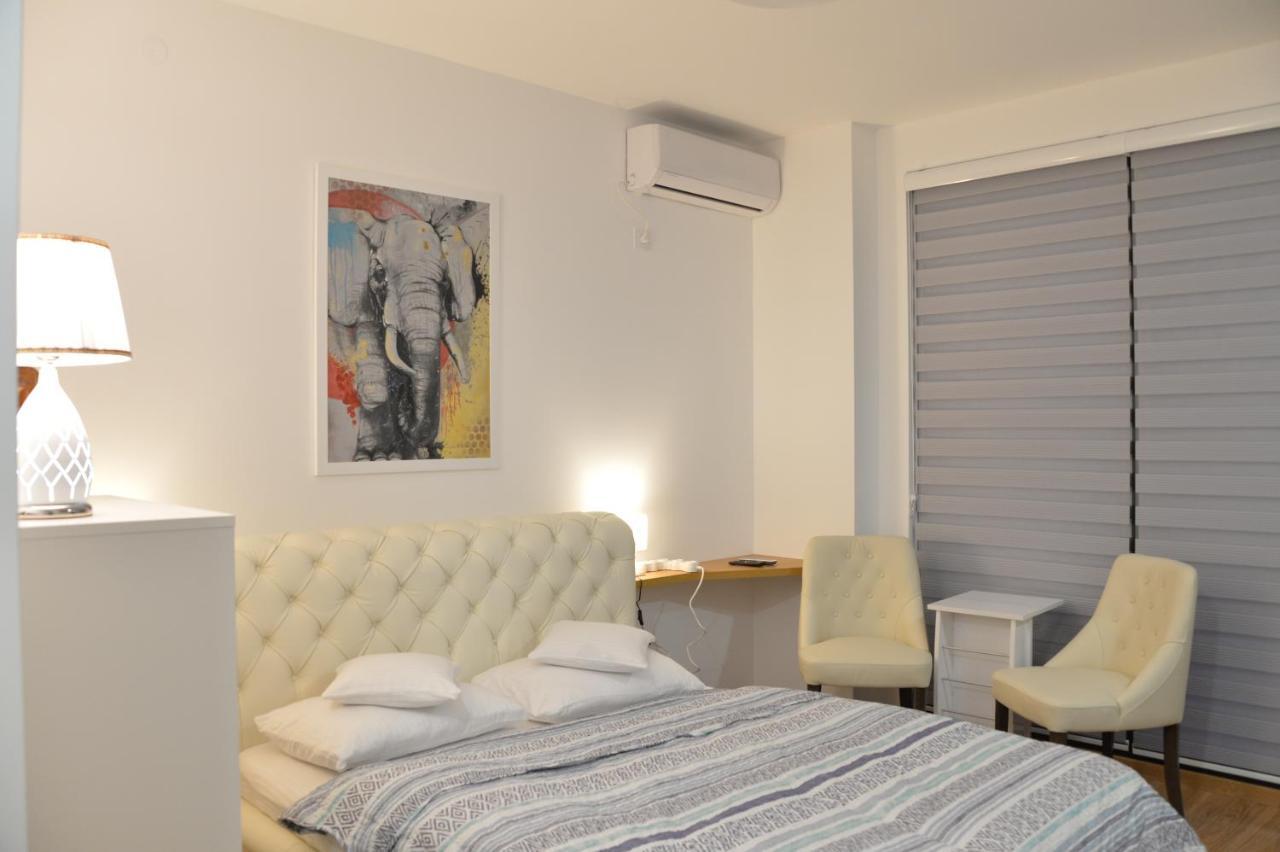 Pupin Palata Business Apartman B5 Novi Sad Exterior foto